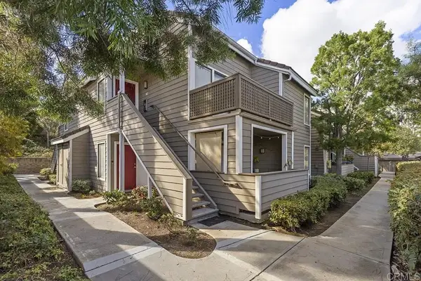 1095 Shadowridge Drive #129, Vista, CA 92081