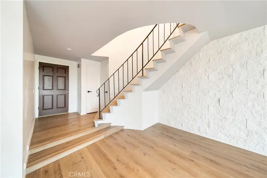 240 W Queen Street #10, Inglewood, CA 90301 - Image #3