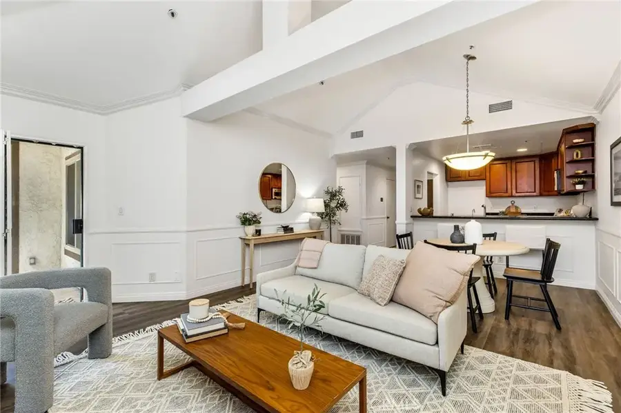 2571 Plaza Del Amo #310, Torrance, CA 90503 - Image #3