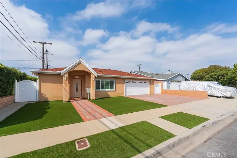 18405 Delia Ave, Torrance, CA 90504 - Image #3