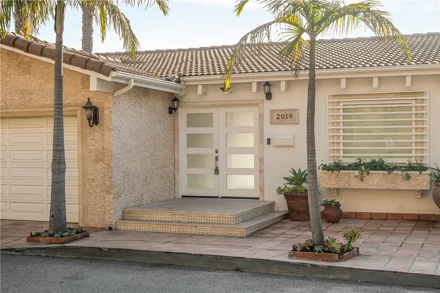 2019 Sunset Plaza Drive, Los Angeles, CA 90069 - Image #3