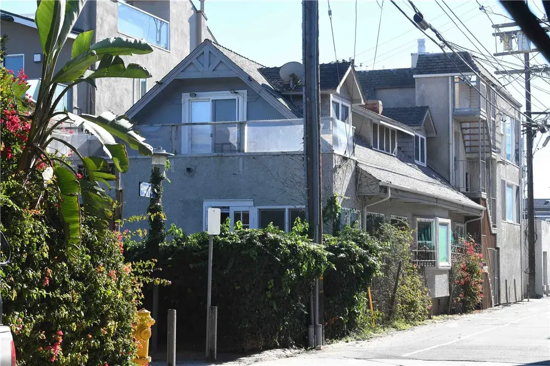 10 30th Avenue, Venice, CA 90291 - #1