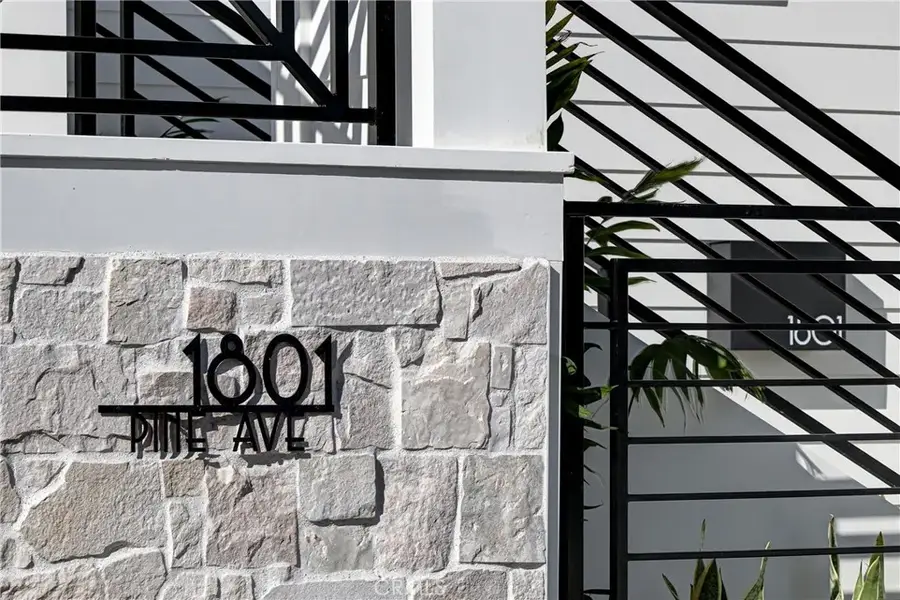 1801 Pine Avenue, Manhattan Beach, CA 90266 - Image #2