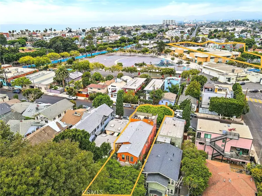 241 Horizon Avenue, Venice, CA 90291 - #3