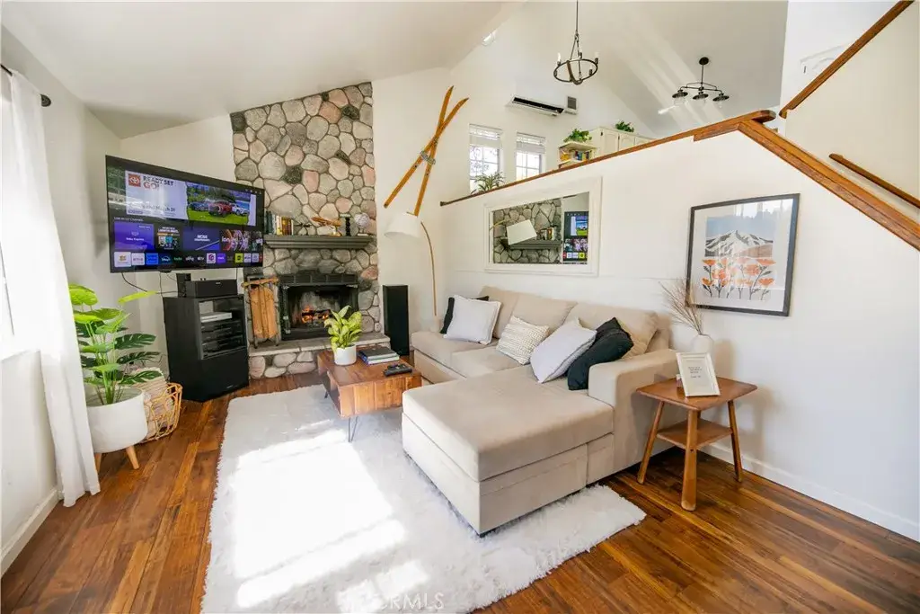 455 Delle, Crestline, CA 92325 - #1