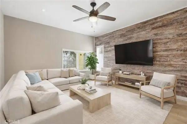 10105 S Main St, Los Angeles, CA 90003