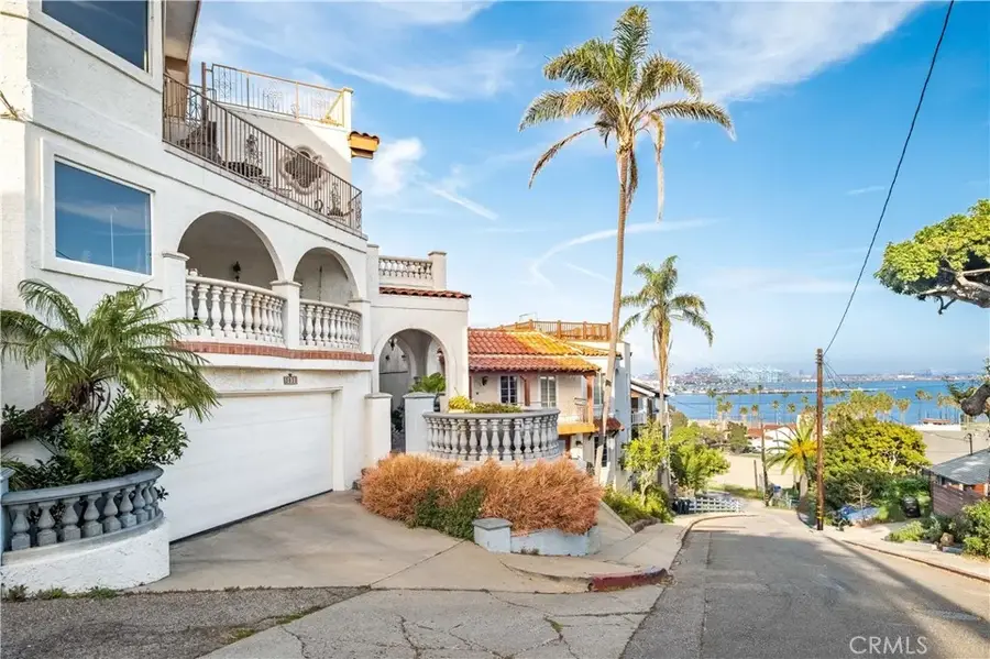 3935 Bluff Place, San Pedro, CA 90731 - #3