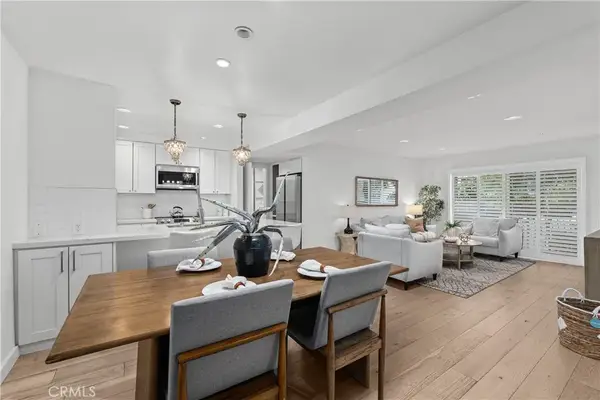 5257 Radford Ave #101, Valley Village, CA 91607