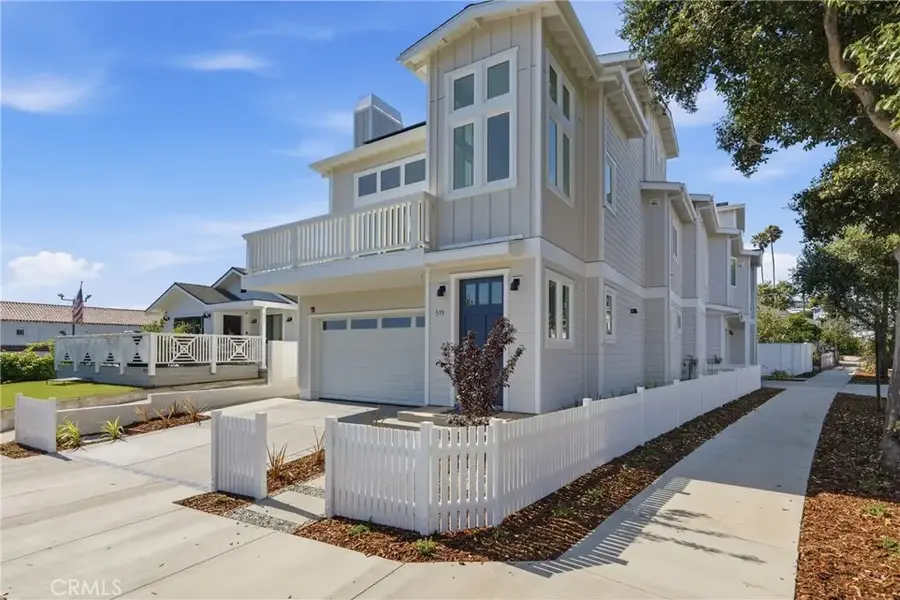 519 Emerald, Redondo Beach, CA 90277 - #3