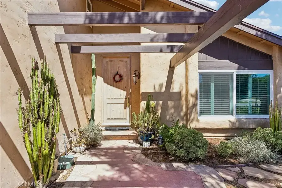 42 Kanan Road, Oak Park, CA 91377 - #3