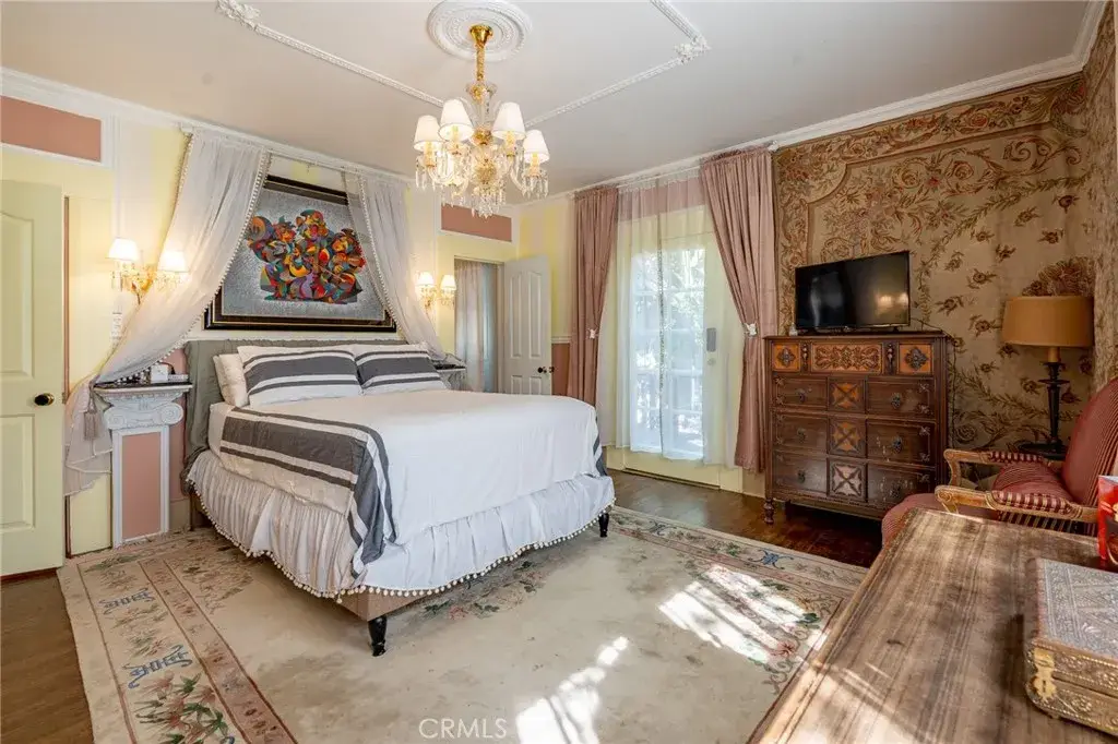 1900 Taft, Los Angeles, CA 90068 - #1