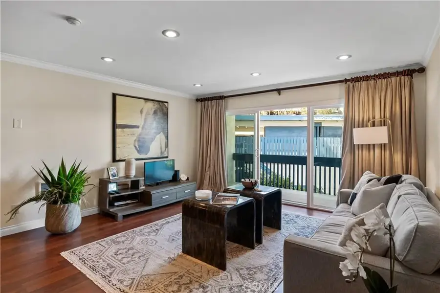 603 S Prospect Avenue #205, Redondo Beach, CA 90277 - #2