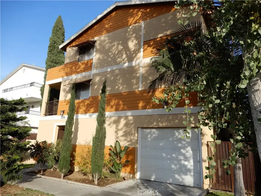 1206 Gladys Avenue, Long Beach, CA 90804 - #3