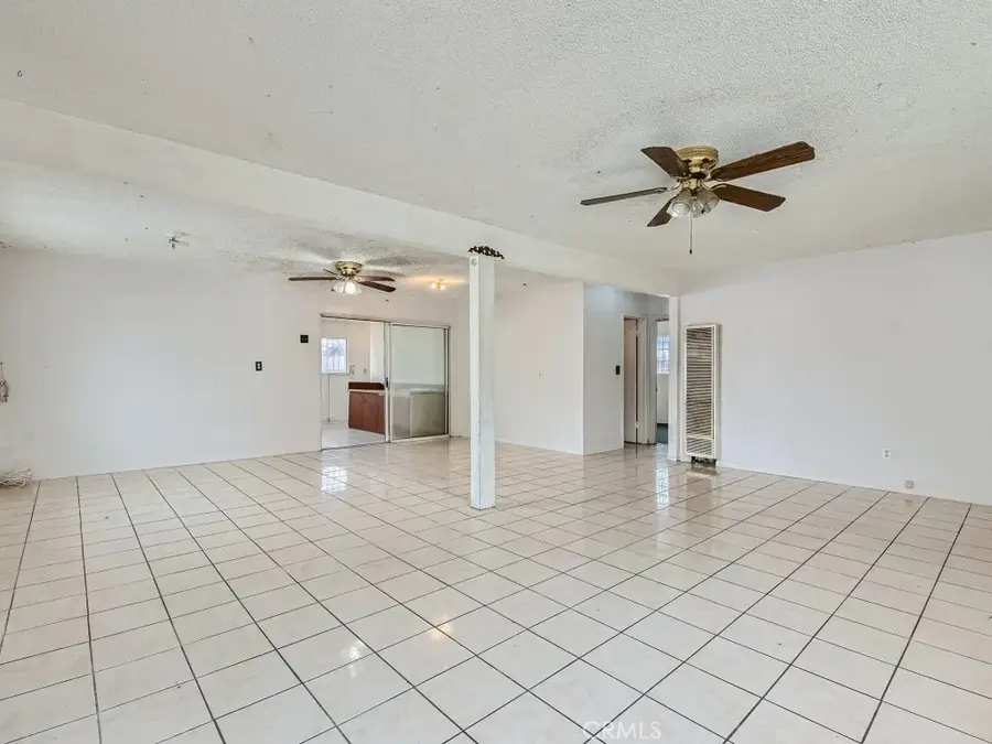 2505 San Carlo Avenue, San Bernardino, CA 92407 - Image #3