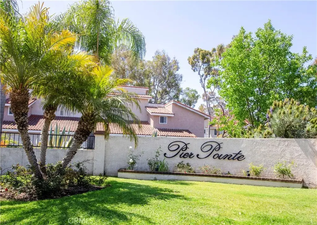 7445 Seastar Drive #6, Huntington Beach, CA 92648 - Image #1