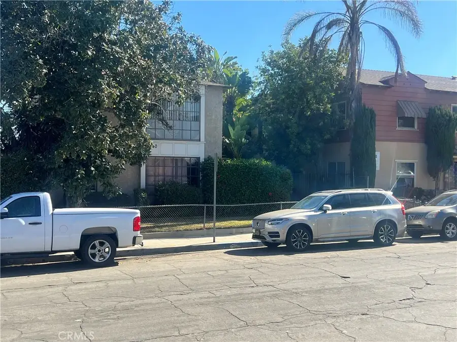 1980 Chestnut Avenue, Long Beach, CA 90806 - Image #2