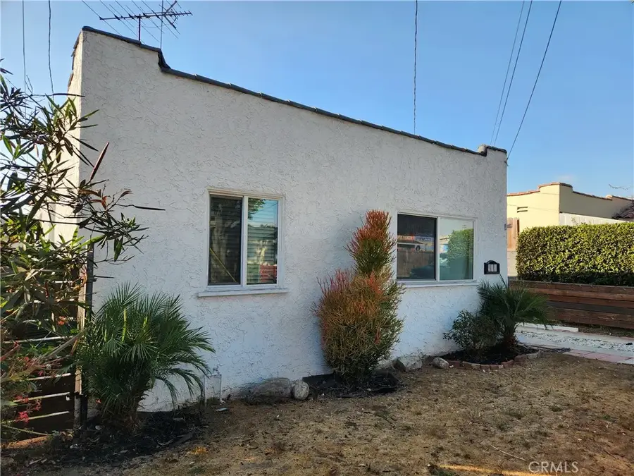 913 S Truro Avenue, Inglewood, CA 90301 - #2