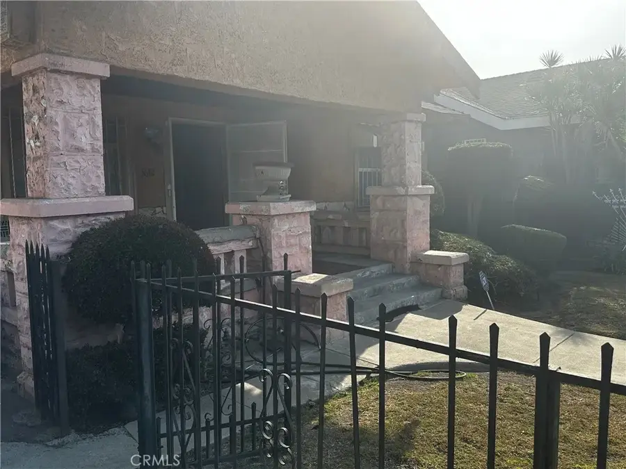 3612 S Gramercy Place, Los Angeles, CA 90018 - Image #2