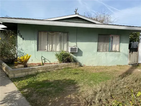 2128 N Bristol Street, Santa Ana, CA 92706