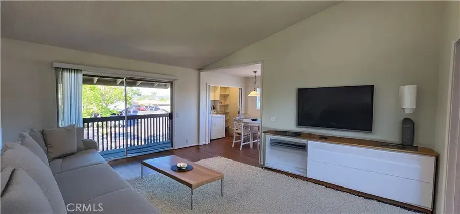 23230 Orange Avenue #2, Lake Forest, CA 92630 - Image #3