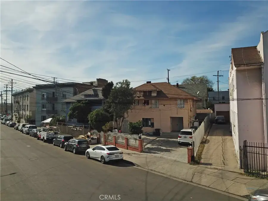 1421 Courtland Avenue, Los Angeles, CA 90006 - Image #2