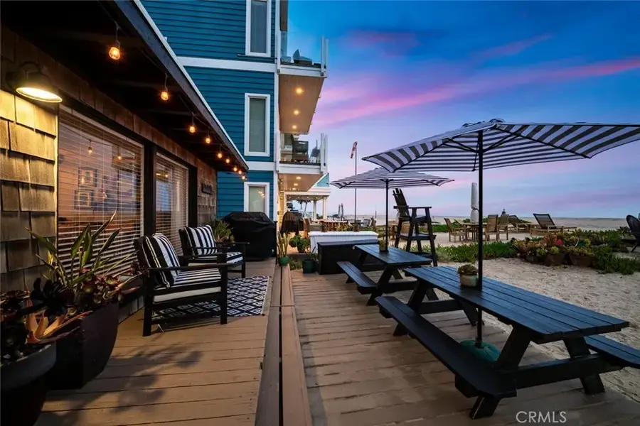 27 A Surfside Avenue, Seal Beach, CA 90743 - Image #2