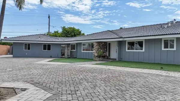 2550 W Rowland Avenue, Anaheim, CA 92804