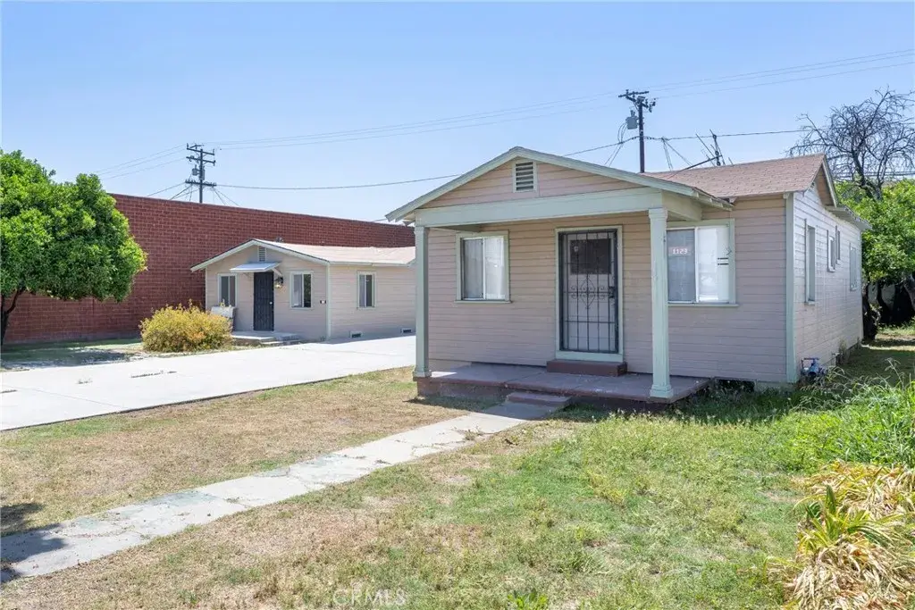 1123 S Mcdonnell Avenue, East Los Angeles, CA 90022 - Image #1