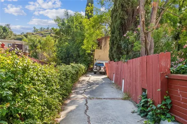 4804 Excelente Drive, Woodland Hills, CA 91364