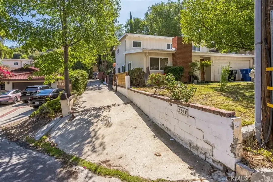 4804 Excelente Drive, Woodland Hills, CA 91364 - Image #2