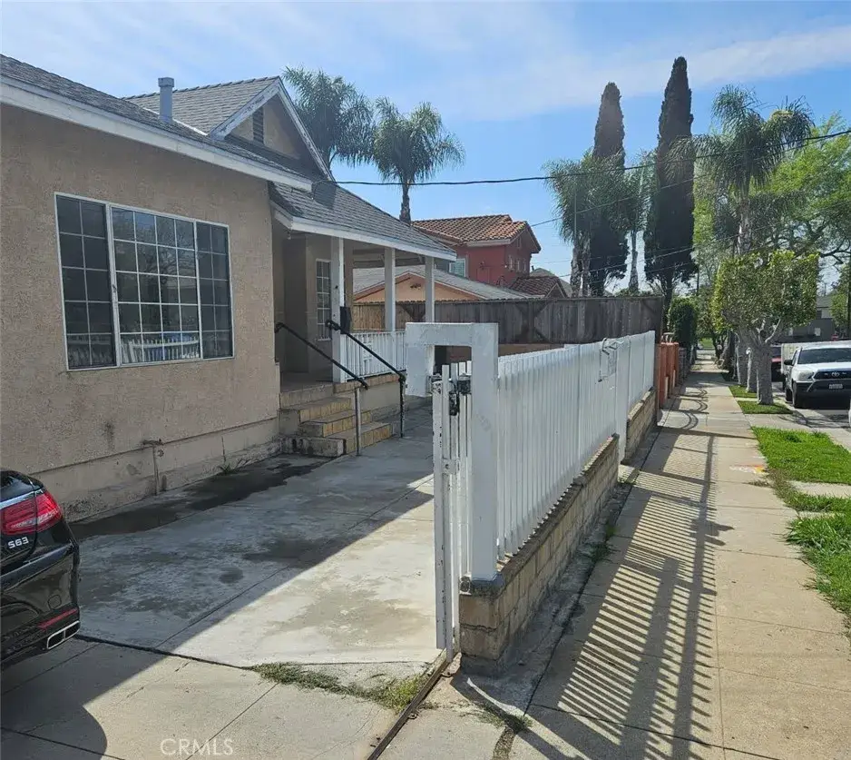 1126 S Dacotah Street, Los Angeles, CA 90023 - Image #1