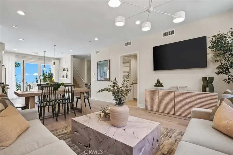 19071 Main Street #113, Huntington Beach, CA 92648 - Image #3