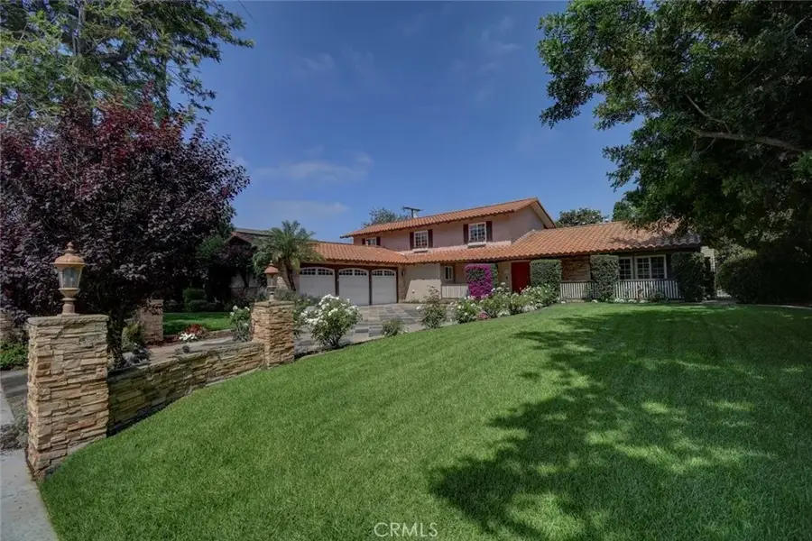 12441 La Bella Drive, Santa Ana, CA 92705 - Image #2