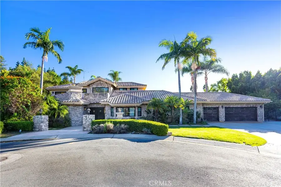 185 S Trish Court, Anaheim Hills, CA 92808 - Image #3