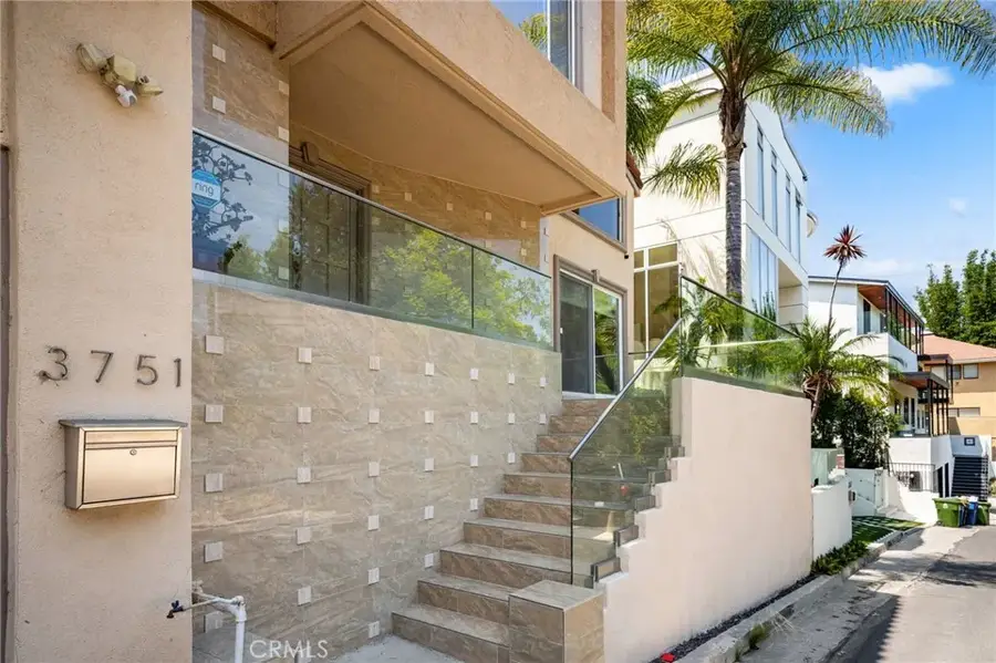 3751 Prestwick Drive, Los Angeles, CA 90027 - Image #2