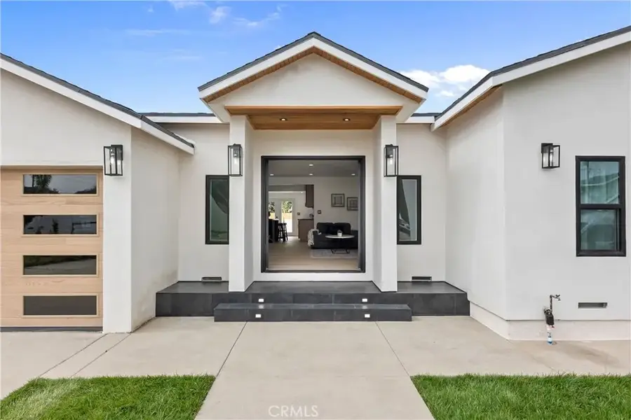 9044 Bigby Street, Downey, CA 90241 - Image #2