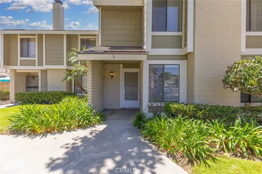 5 Locust, Irvine, CA 92604 - Image #3