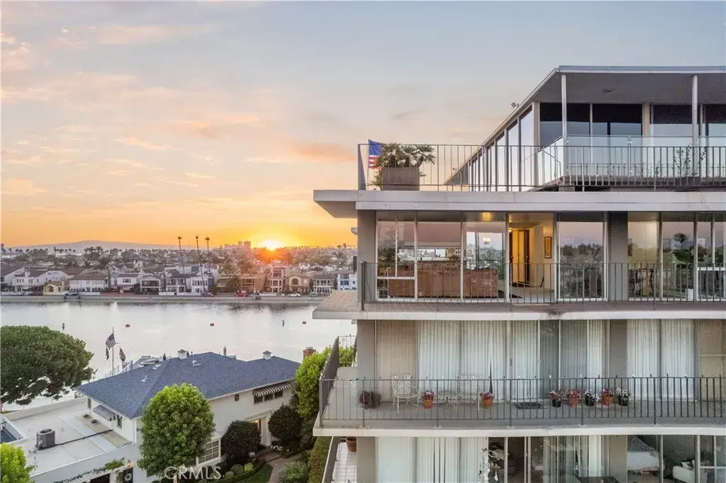 5400 The Toledo #601-603, Long Beach, CA 90803 - Image #1