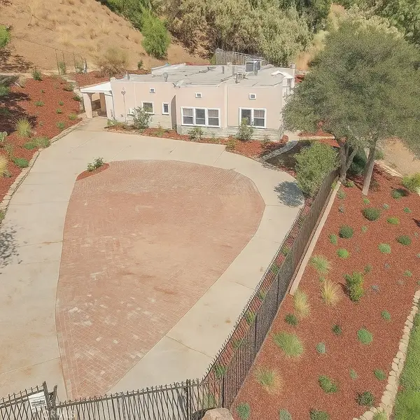 986 W Marshall Boulevard, San Bernardino, CA 92405