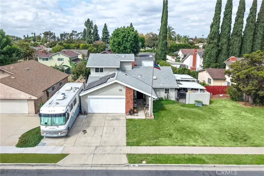 921 Azalea Avenue, Placentia, CA 92870 - Image #3