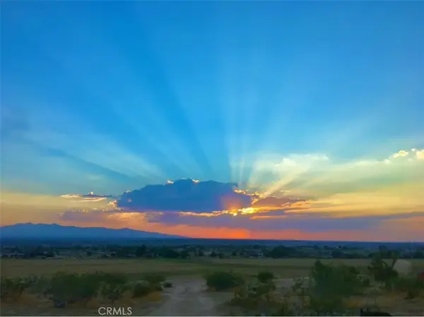 20375 Wadena Terr, Apple Valley, CA 92308