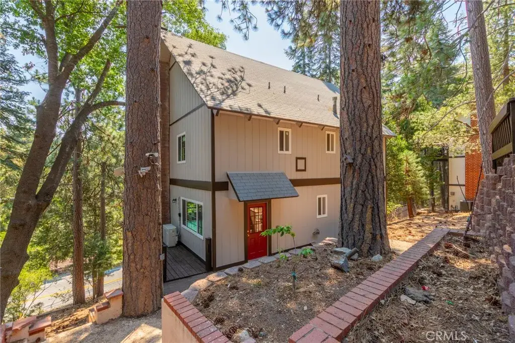 260 S Fairway Drive, Twin Peaks, CA 92391 - Image #1