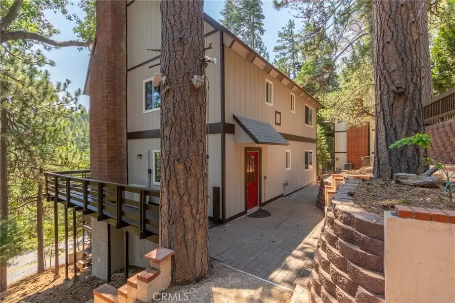 260 S Fairway Drive, Twin Peaks, CA 92391 - Image #2