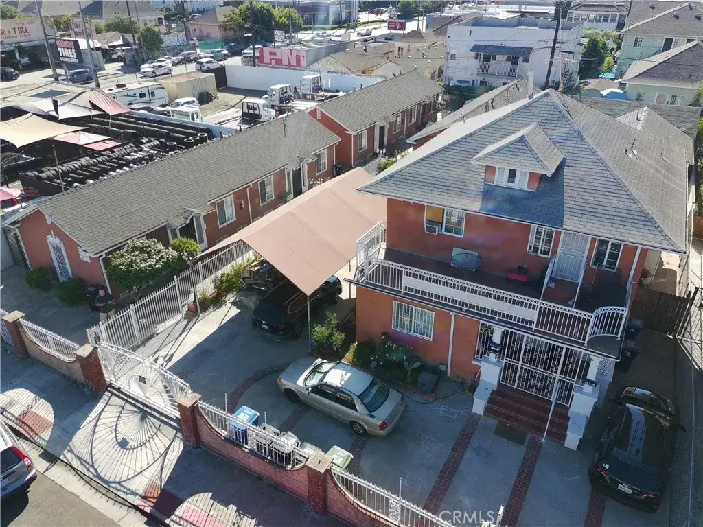 1517 S Westmoreland Avenue, Los Angeles, CA 90006 - Image #1