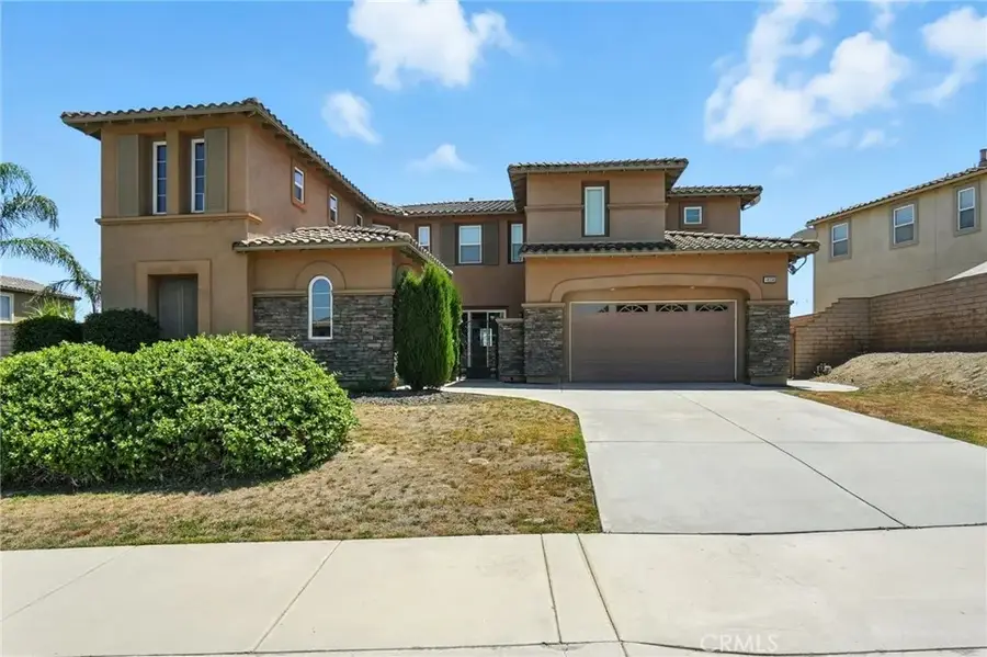 18338 Lakepointe Drive, Riverside, CA 92503 - Image #3