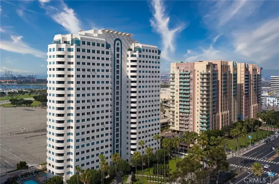 525 E Seaside Way #704, Long Beach, CA 90802 - Image #2