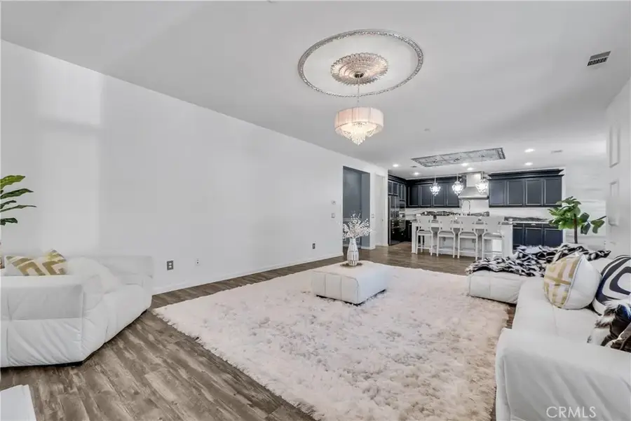 5092 Kensington, Ontario, CA 91762 - #3