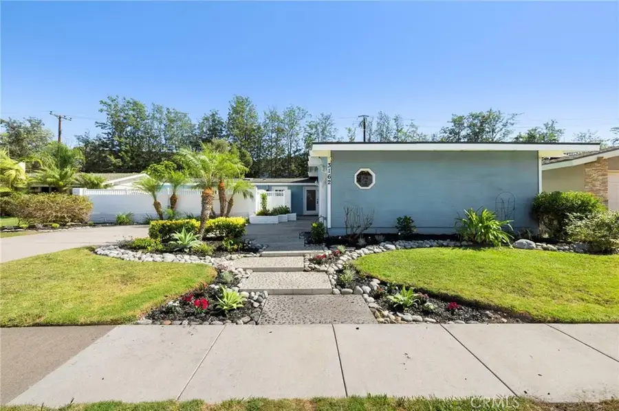 3162 Yellowtail Dr., Rossmoor, CA 90720 - Image #2