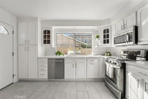 692 N Rancho Santiago Blvd, Orange, CA 92869