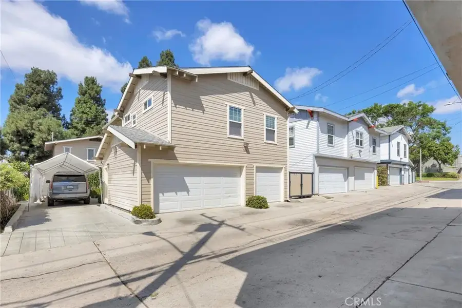 7612 Pickering Avenue, Whittier, CA 90602 - Image #2